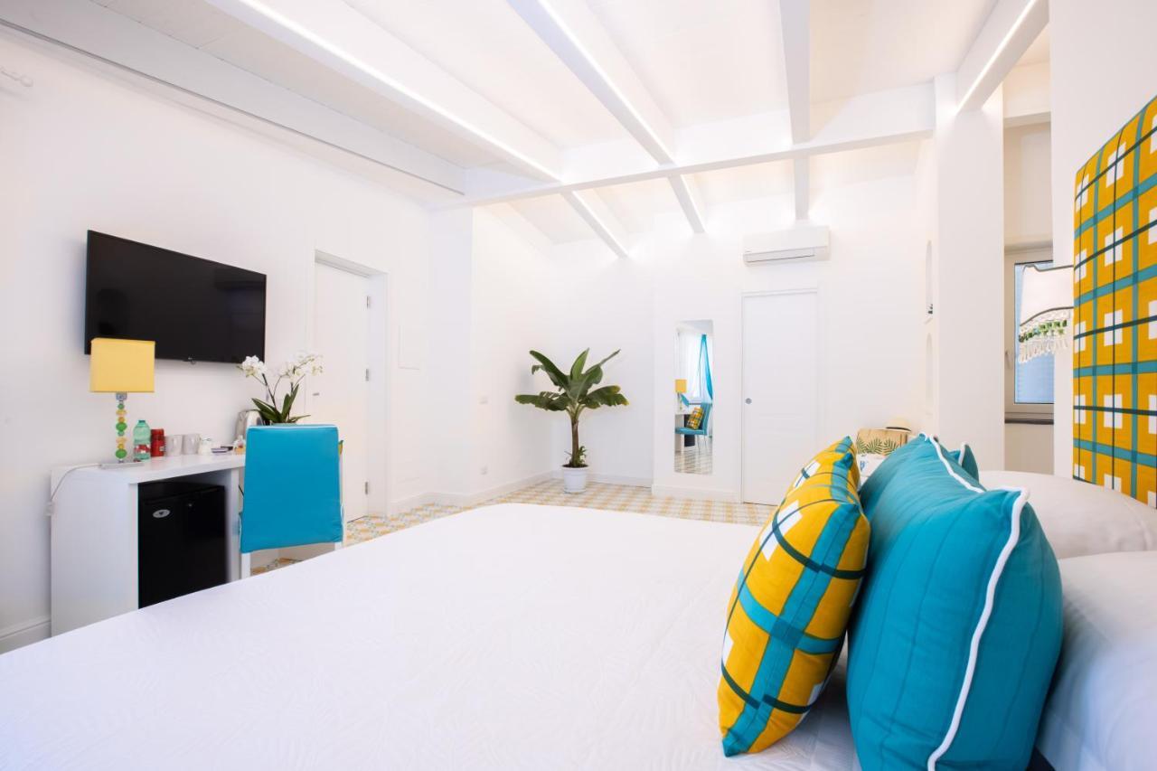 Villa Veronica Luxury Suite In Amalfi Coast Piano di Sorrento Exterior photo