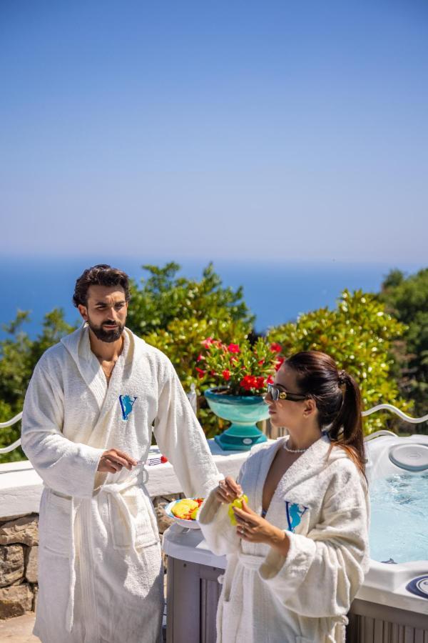 Villa Veronica Luxury Suite In Amalfi Coast Piano di Sorrento Exterior photo